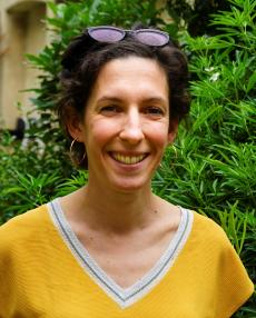 Dr. Amélie YAVCHITZ